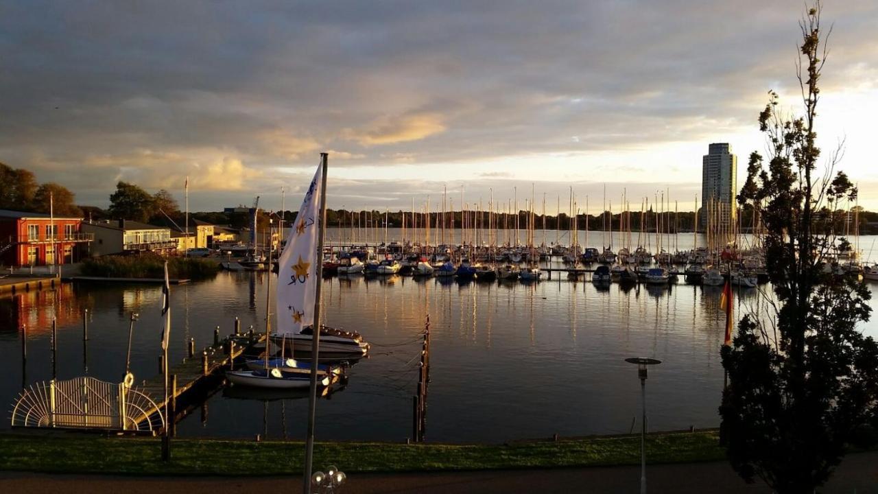 Akzent Hotel Strandhalle Schleswig Eksteriør bilde